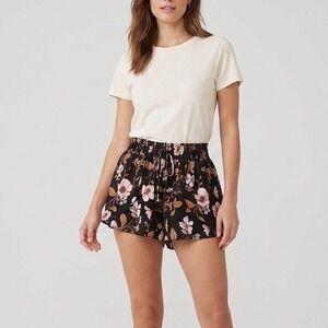 American Eagle Floral High Waisted Silky Sexy‎ Shorts Black Pink Tulip Hem Small